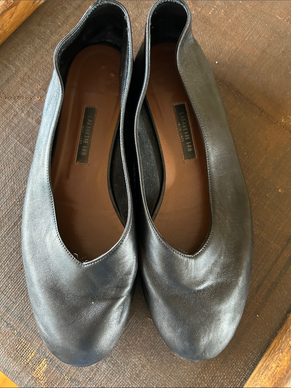 Lafayette 148 New York Black Leather Rounded-Toe Ballet Flats
